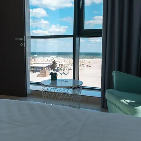 Roberta Apartment *