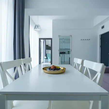 Roberta Apartment *