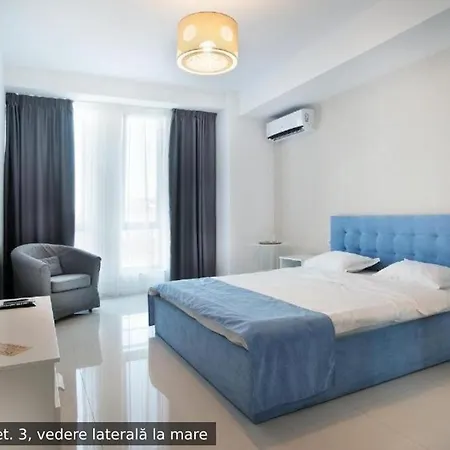 Roberta Apartment